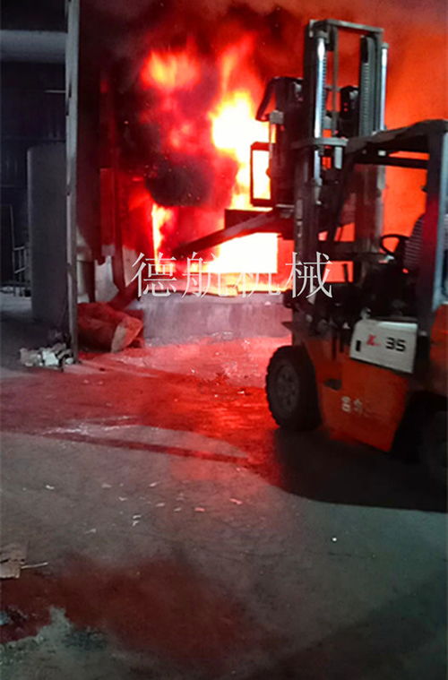 沧州进口退磁器与铝水高温电磁吸盘制造厂家探析 电磁吸盘技术应用与选择